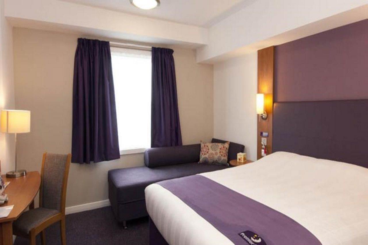 Premier Inn London Ruislip Extérieur photo